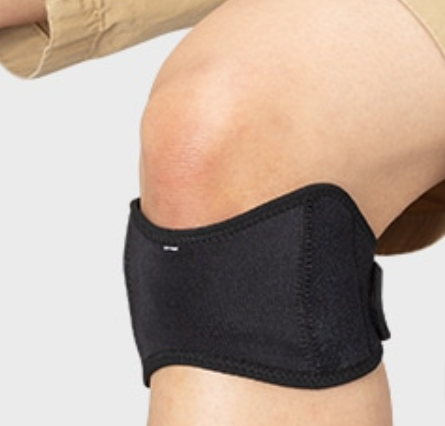 Phiten Titanium Sport Knee Support, Black, Medium (AP151004)